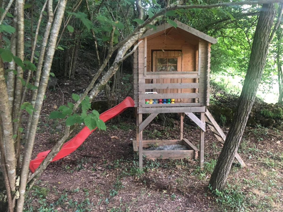 Le Case Nel Borgo Fivizzano Luaran gambar