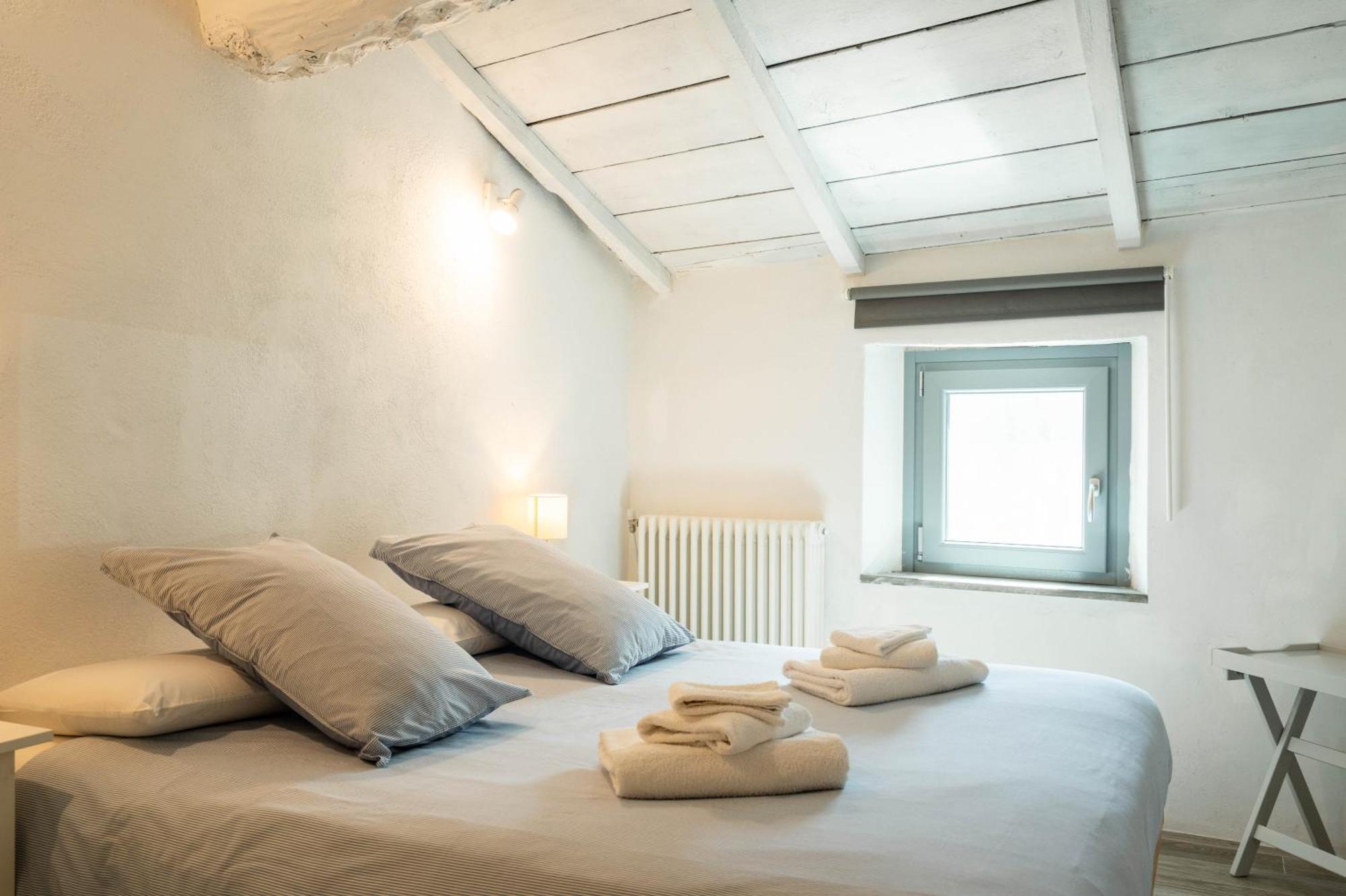 Le Case Nel Borgo Fivizzano Luaran gambar