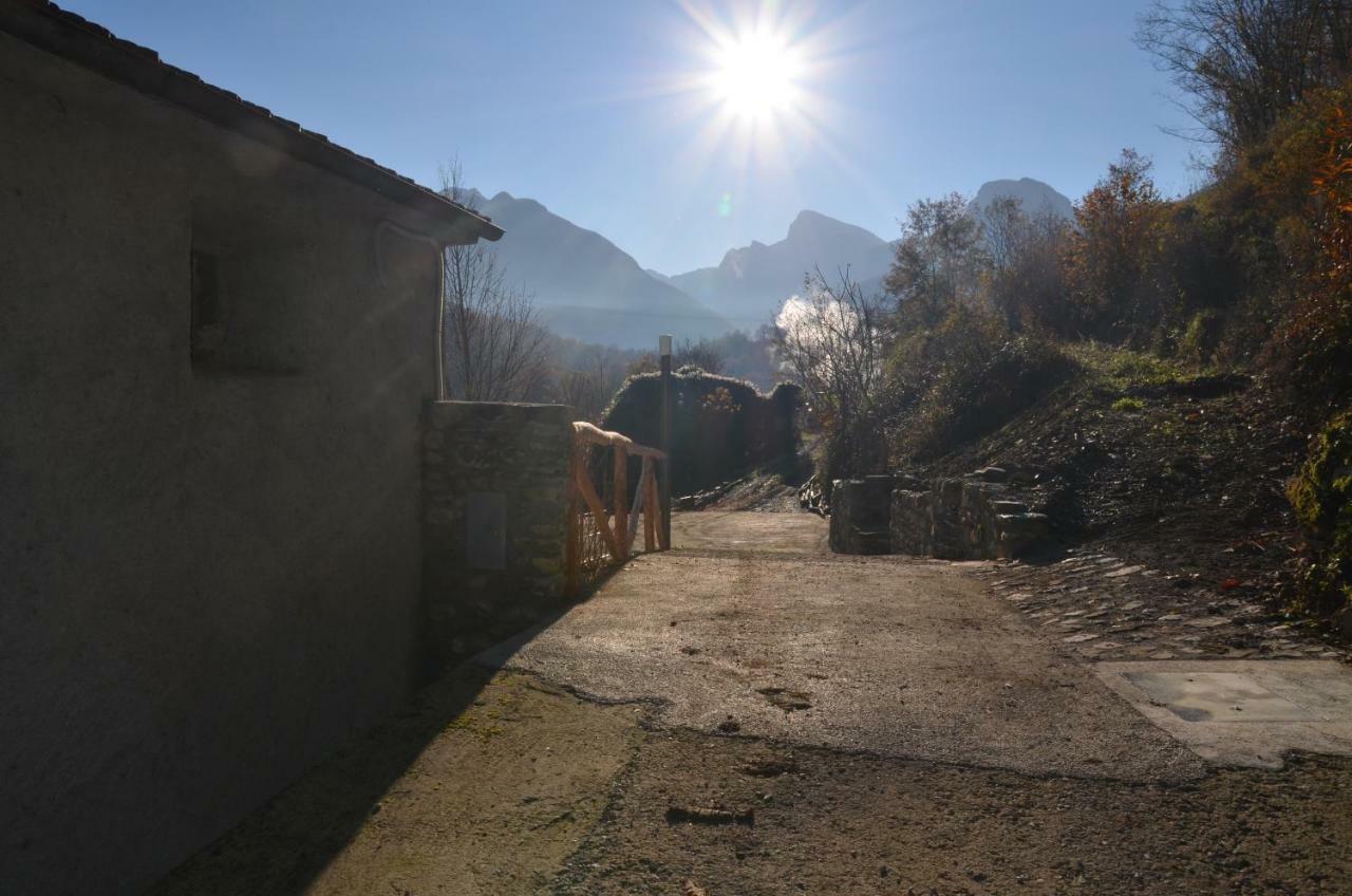 Le Case Nel Borgo Fivizzano Luaran gambar